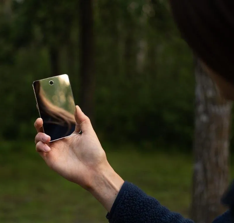 Featherweight Mirror